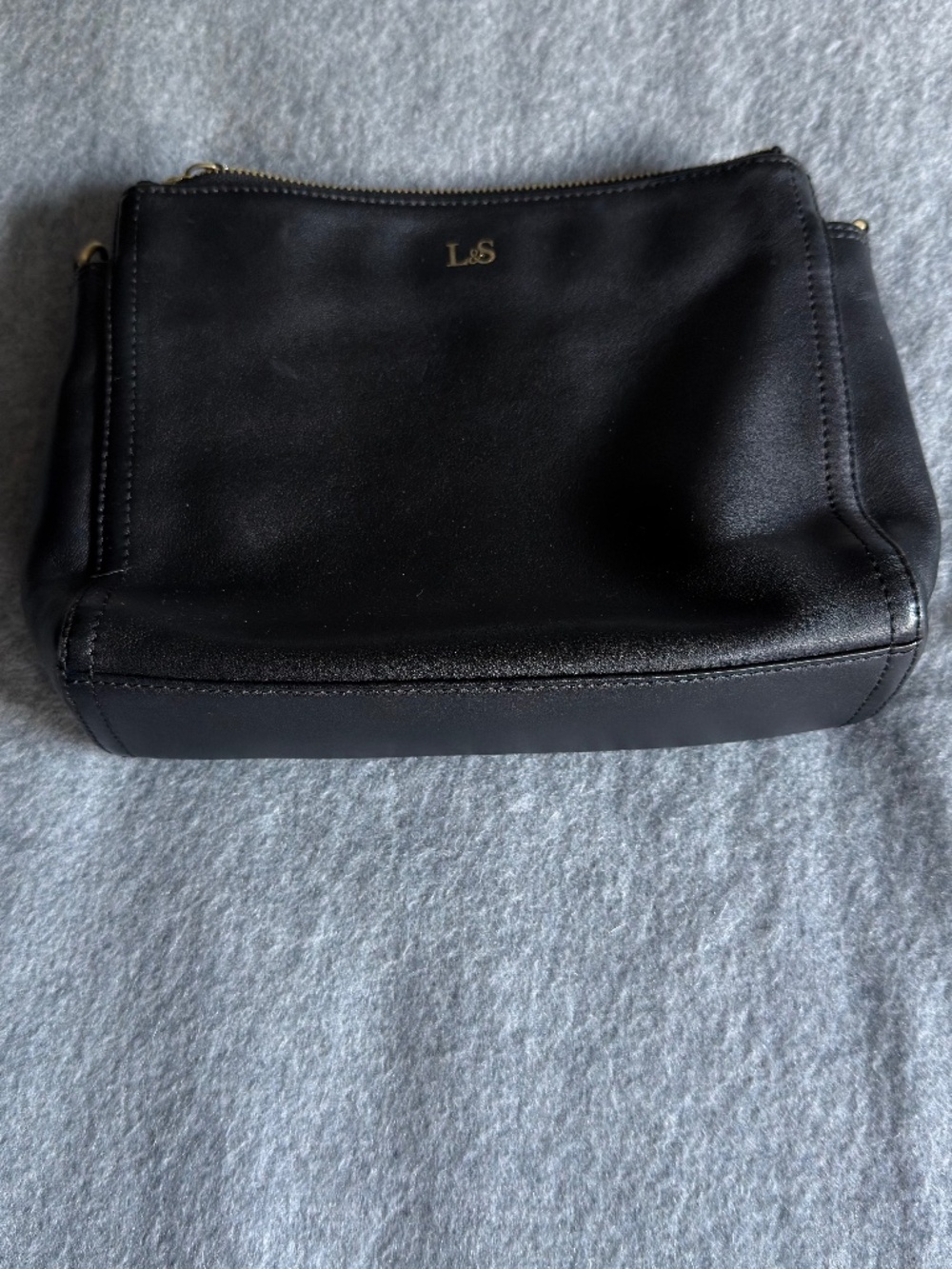 Selling my Lo & Sons Pearl in the gorgeous Black/Gold/Lavender